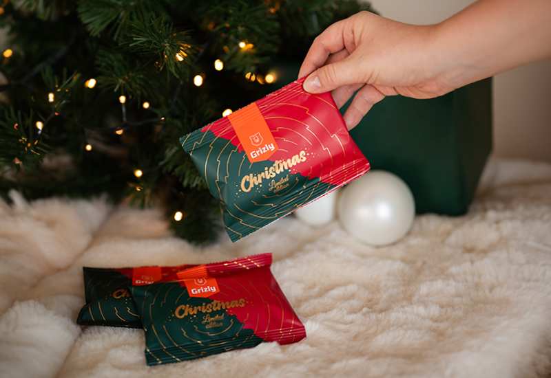 GRIZLY Merry Christmas box