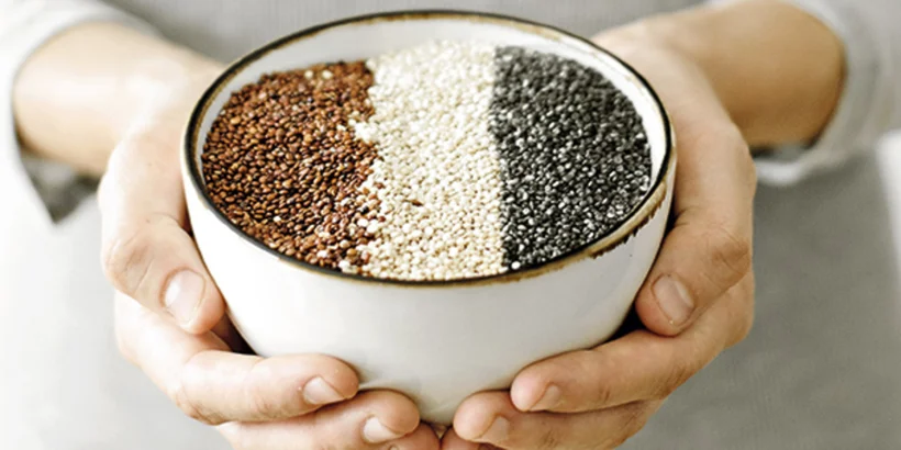 Tri farebné druhy quinoi