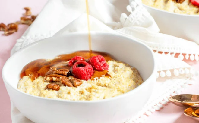 Pšenová kaša s ovocím