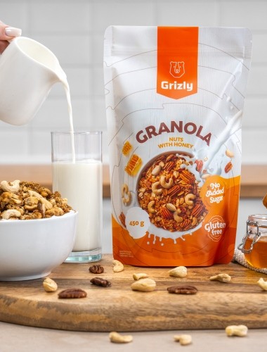 Granola oriešková s medom Grizly