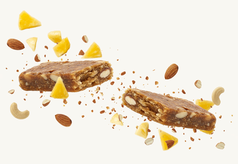 Fľaša kečupu a paradajky