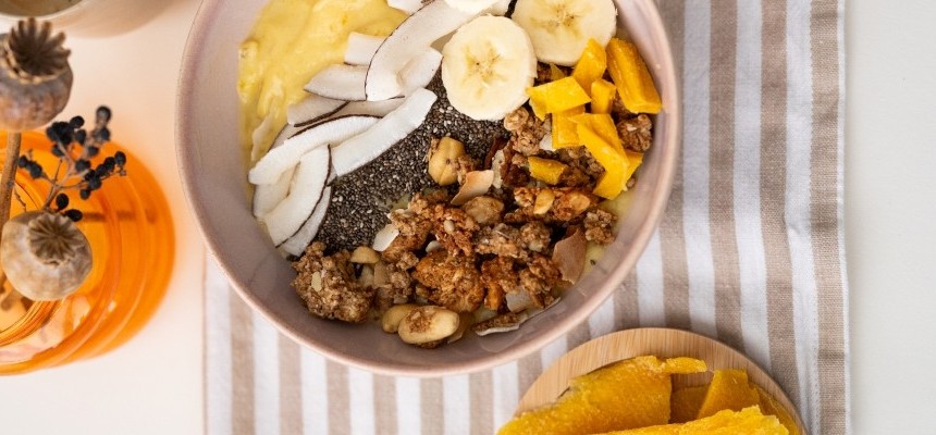 mangová smoothie bowl Grizly