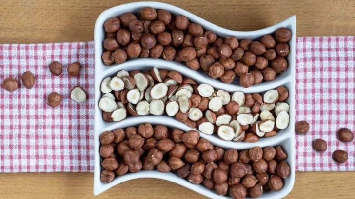 Silná orechová štvorka: Mandle, Kešu, Pekany, Lieskové orechy