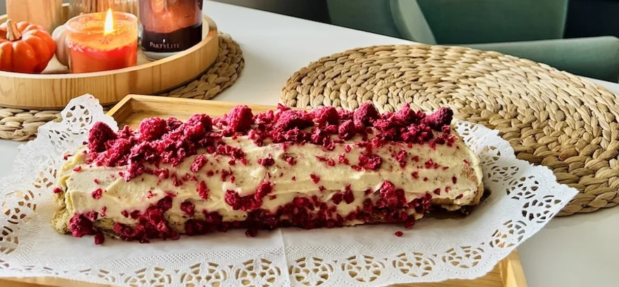 Bezlepková pistáciová roláda