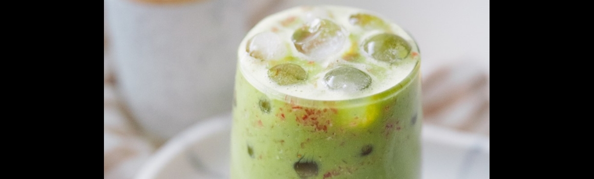 Matcha latte drink: Čo to je, ako chutí a ako si ho jednoducho pripraviť doma?