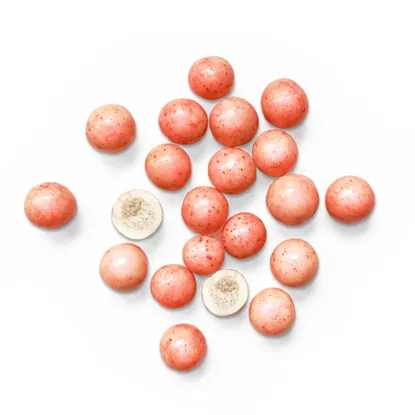 Chrumkavé guličky s jogurtovou príchuťou a malinami