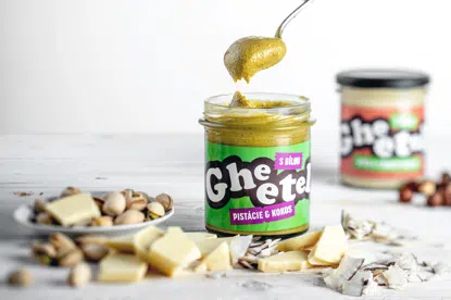 Gheetella® pistácie a kokos s bielou čokoládou