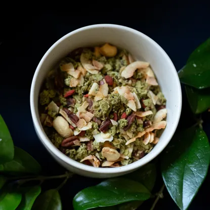 Granola Matcha by Emma & Jordan