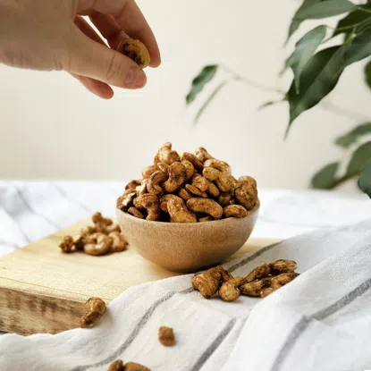 Kešu pražené syr a cibuľa