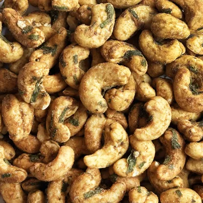 Kešu s cibuľou a príchuťou kyslej smotany