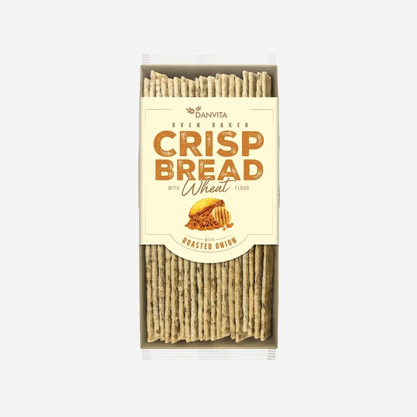 Krehké pšeničné plátky s restovanou cibuľkou