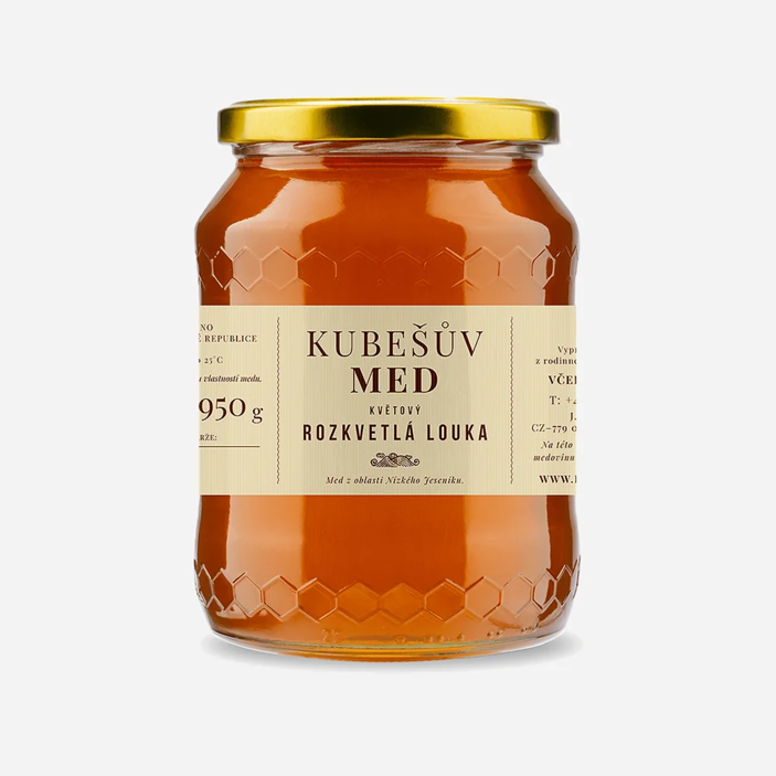 Kubesuv med Med kvetový rozkvitnutá lúka