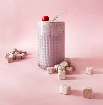 LYO kokosové kocky jablko a čerešňa