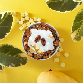 LYO kokosové kocky mango s mrkvou