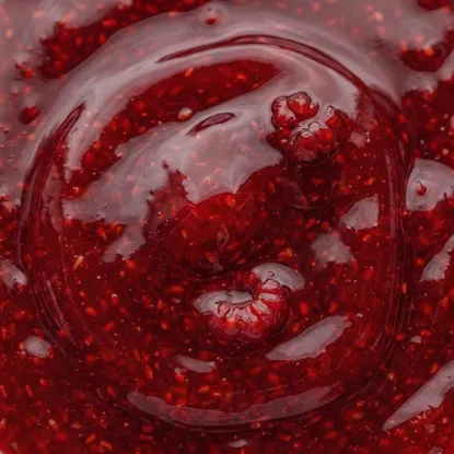 Malinový džem s extra kúskami ovocia