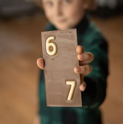 Mliečna čokoláda six seven