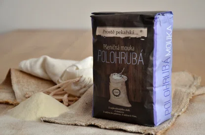 Proste pekárska Múka pšeničná polohrubá