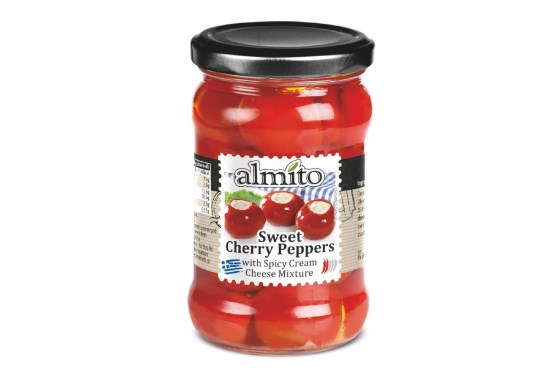 Sladké cherry papriky plnené syrom