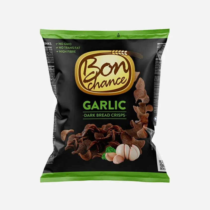 Tmavé chlebové chipsy s cesnakom