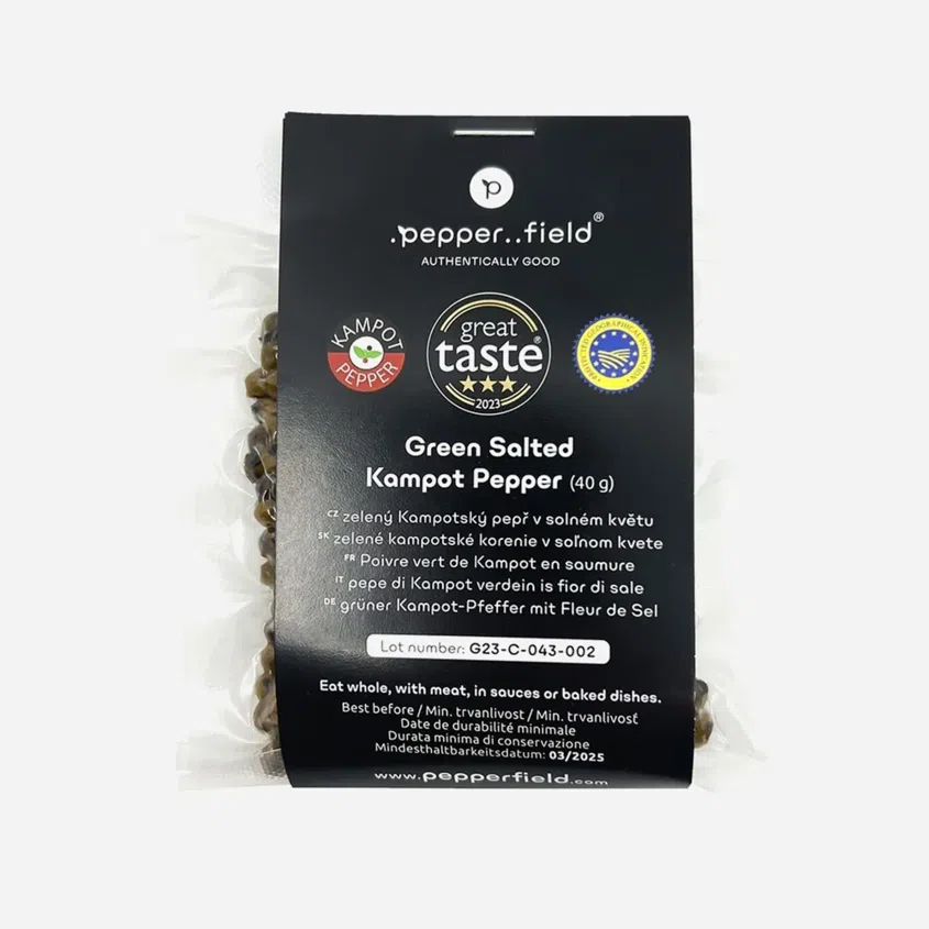 Zelené Kampotské korenie v solnom kvete